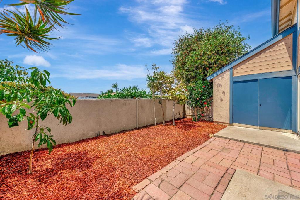 MLS #250034527SD img 22