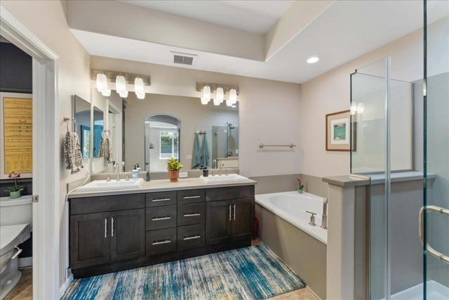 912 Campisi Way, Campbell CA: https://media.crmls.org/mediaz/0db09dd5-5355-40da-afeb-005c39c7470e.jpg