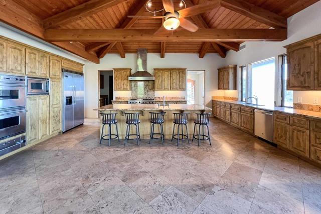 Detail Gallery Image 17 of 71 For 15711 Salida Del Sol, Ramona,  CA 92065 - 5 Beds | 4/2 Baths