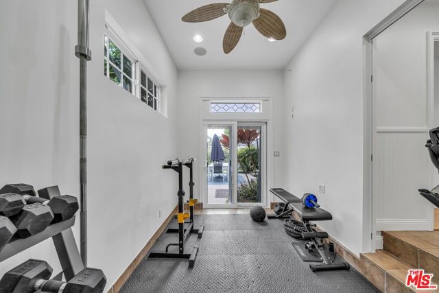 8011 Rayford Drive, Los Angeles CA: https://media.crmls.org/mediaz/0db208a5-dd3c-4312-bd38-f3ff14e151ea.jpg