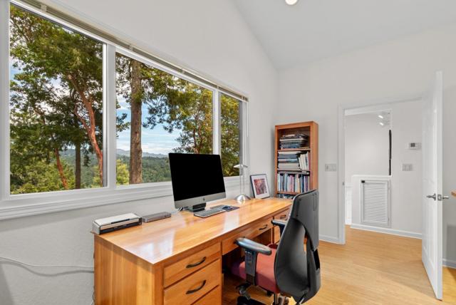 480 Quail Ridge Road, Scotts Valley CA: https://media.crmls.org/mediaz/0db2724a-7ec8-4d76-bf08-a9e57d3256ff.jpg