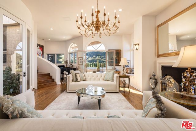 Drew Fenton | 415 Stunt Road Calabasas CA | MLS: 7285936