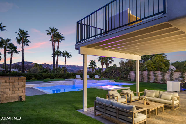 24005 Clarington Drive, West Hills CA: https://media.crmls.org/mediaz/0db3f76b-ab03-4269-a4c2-58b02d505985.jpg