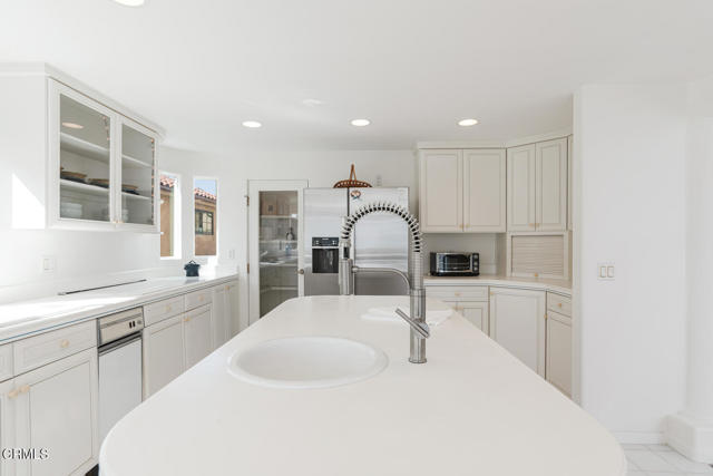 Detail Gallery Image 18 of 54 For 5331 Wavecrest Way, Oxnard,  CA 93035 - 3 Beds | 3/1 Baths