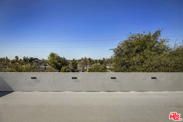 7313 Kentland Avenue, West Hills CA: https://media.crmls.org/mediaz/0db4eb0c-3718-41e1-a2bb-1a2f4e06ddbe.jpg