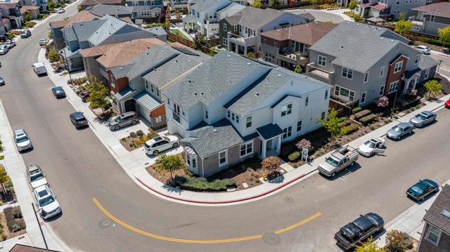 4440 Pine Mountain Way, Dublin CA: https://media.crmls.org/mediaz/0db565df-fea6-45b0-b4ef-7563f5590e83.jpg