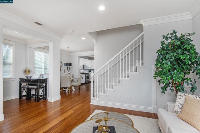3402 Fostoria Way, Danville CA: https://media.crmls.org/mediaz/0db5c547-bb35-4891-beb5-ce3a8b6fc6ba.jpg