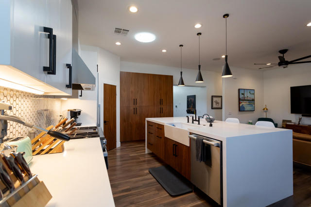 53770 Avenida Rubio, La Quinta CA: https://media.crmls.org/mediaz/0db65202-2f39-4b88-9f3b-997472cdb58e.jpg