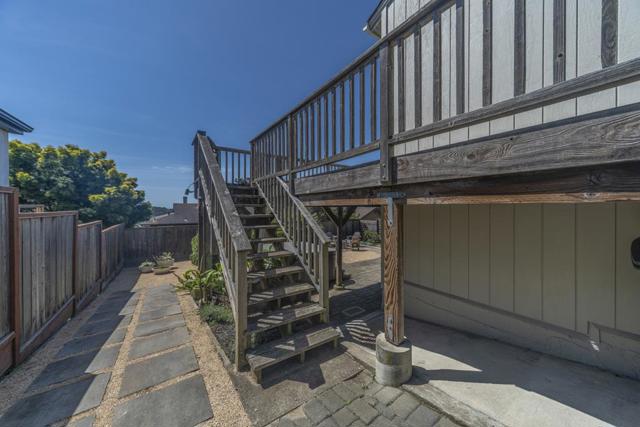 854 Kelmore Street, Moss Beach CA: https://media.crmls.org/mediaz/0db66640-b786-4a73-b0ec-f00ee3a0e0d4.jpg