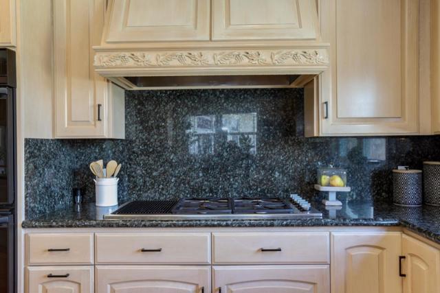 510 Oak Park Way, Redwood City CA: https://media.crmls.org/mediaz/0db6dcf5-3c43-4416-ad01-7d7ef0dfa52b.jpg