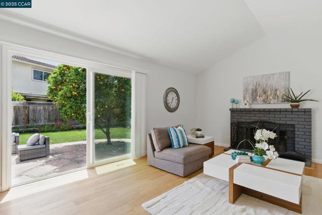 17 Bliss Ct., Pleasant Hill CA: https://media.crmls.org/mediaz/0db8515a-1045-49d1-ac68-bb9b372d79d7.jpg