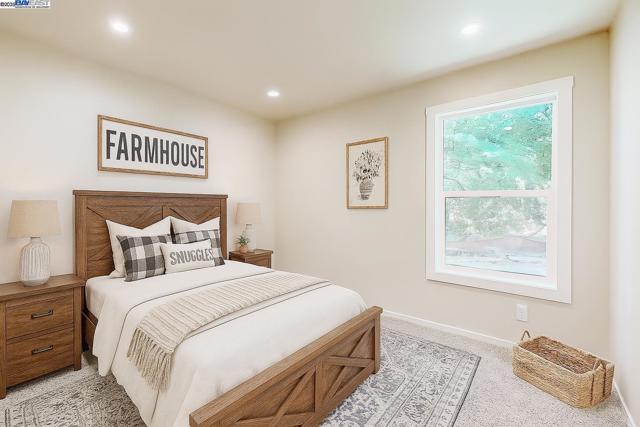 21451 Phoenix Lake Rd, Sonora CA: https://media.crmls.org/mediaz/0db9074f-e673-4145-b6bf-3652b022f766.jpg