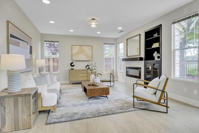 998 Governors Bay Drive, Redwood City CA: https://media.crmls.org/mediaz/0dba1a9e-b5a6-4802-b837-c161070ea3ba.jpg