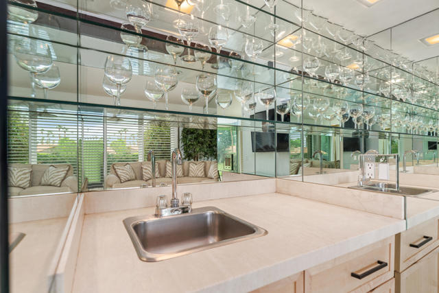 76702 Daffodil Drive, Palm Desert CA: https://media.crmls.org/mediaz/0dba316d-75e1-496d-8887-b54a95e03a7e.jpg