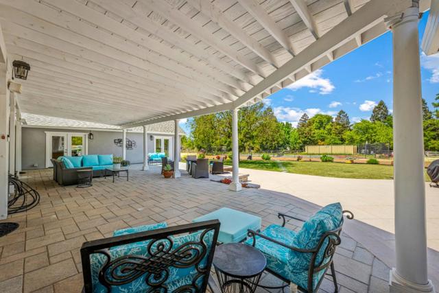 14830 Bartlett Court, San Martin CA: https://media.crmls.org/mediaz/0dba3603-78ae-40f3-933e-d2d0de2d3852.jpg