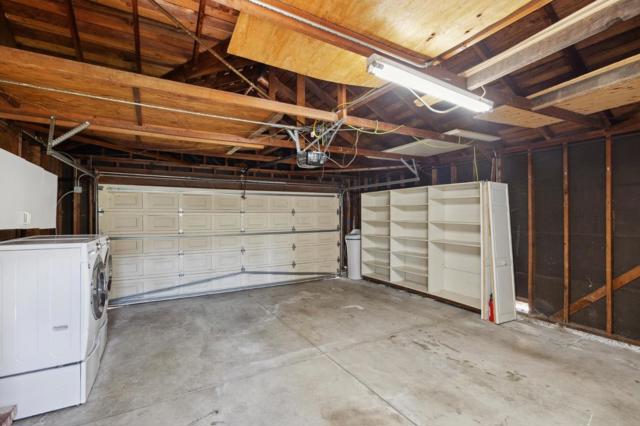 1412 Rainbow Drive, San Mateo CA: https://media.crmls.org/mediaz/0dbbbb1b-2b88-471a-9f8c-12c83a13a91b.jpg