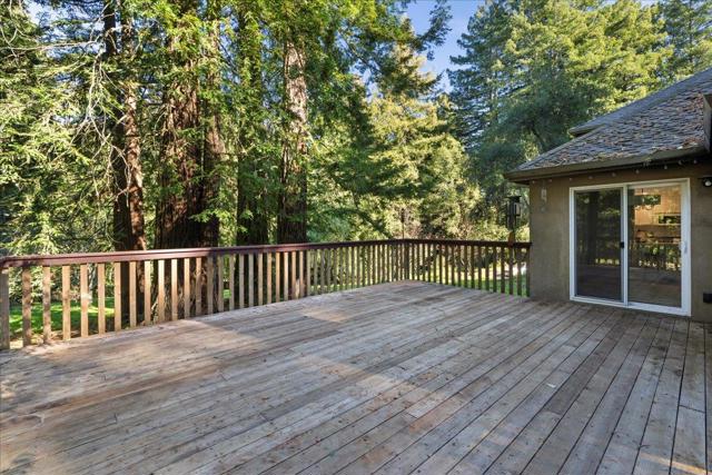 17 Bella Vista Lane, Gilroy CA: https://media.crmls.org/mediaz/0dbbcbf5-ca5f-43c2-bf32-d956ec8111d6.jpg