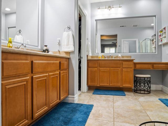 1176 Parkview Drive, Oceanside CA: https://media.crmls.org/mediaz/0dbbfdd4-79b3-45f1-8cfd-b41f6ee6b7d3.jpg