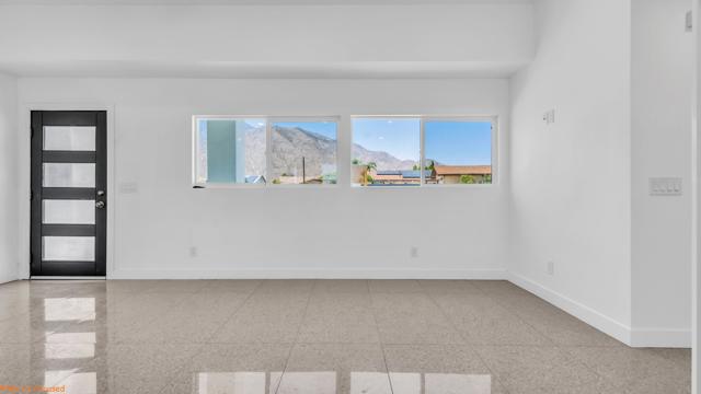 567 W Sunview Avenue, Palm Springs CA: https://media.crmls.org/mediaz/0dbc7961-367f-44af-86cd-394ae472f781.jpg