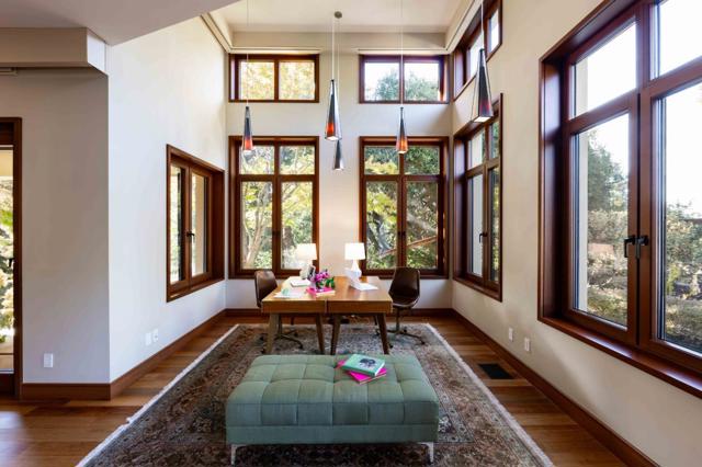 27500 La Vida Real, Los Altos Hills CA: https://media.crmls.org/mediaz/0dbcba9b-5301-4d9d-9701-93bdf8022943.jpg