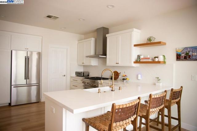 4719 Malayan, San Ramon CA: https://media.crmls.org/mediaz/0dbd220a-0248-4a29-b702-963ec3914949.jpg