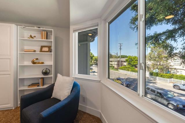 159 Centre Street, Mountain View CA: https://media.crmls.org/mediaz/0dbf2010-8db8-42ef-899c-6f6b8d1722ea.jpg