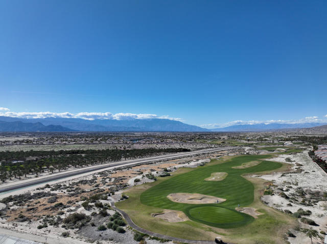 84994 Bedero Court, Indio CA: https://media.crmls.org/mediaz/0dbfb76f-a27d-437f-a1a1-b4672bb13ee5.jpg