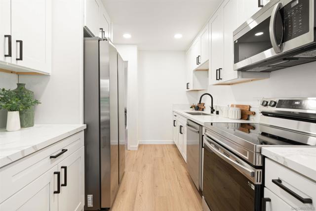 540 Oakdale Ln, El Cajon CA: https://media.crmls.org/mediaz/0dc0d474-0854-4034-8d17-106896e5707a.jpg