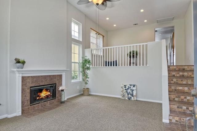 Detail Gallery Image 5 of 40 For 7067 Whitewater Street, Carlsbad,  CA 92011 - 3 Beds | 2/1 Baths