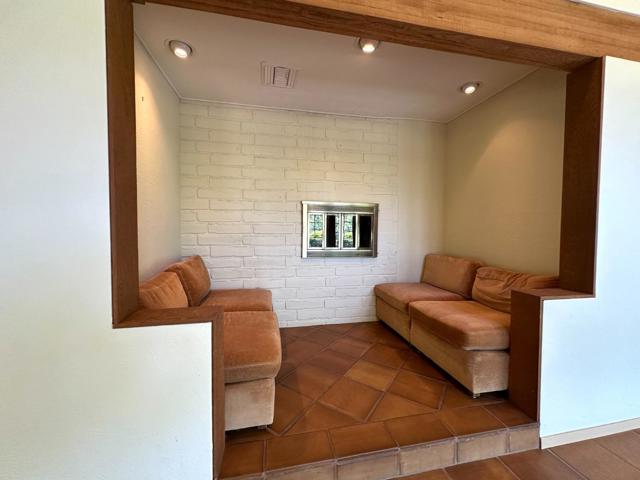 25228 La Loma Drive, Los Altos Hills CA: https://media.crmls.org/mediaz/0dc7bb62-90c8-4db4-81de-0c76caba2df8.jpg