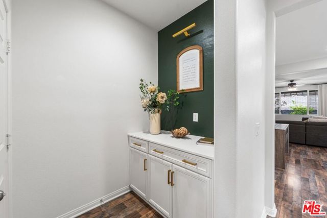 2906 Crocus Place, Palmdale CA: https://media.crmls.org/mediaz/0dc820f0-f027-48f8-8189-b558545ae029.jpg