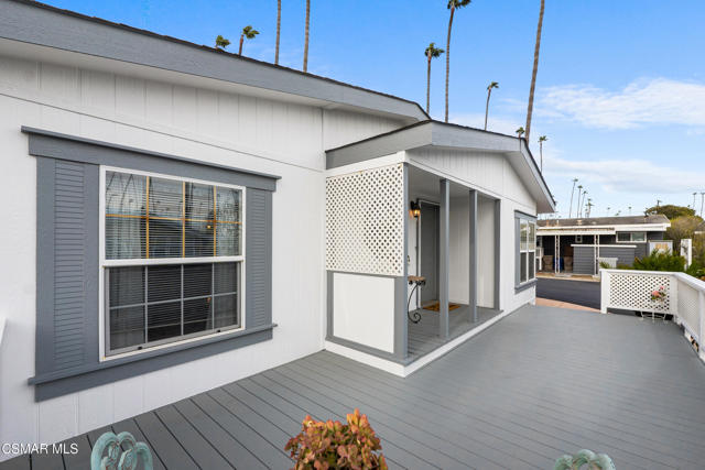1215 Anchors Way Drive, Ventura CA: https://media.crmls.org/mediaz/0dc9336c-4f76-4a32-b599-4b383a17f334.jpg