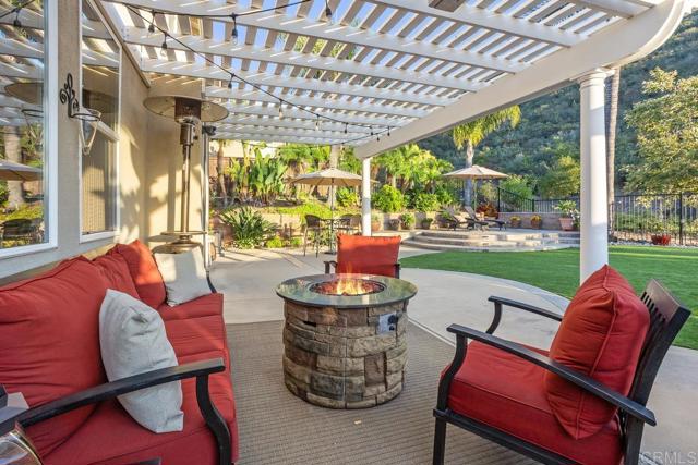 Detail Gallery Image 35 of 58 For 1122 via Vera Cruz, San Marcos,  CA 92078 - 5 Beds | 3 Baths