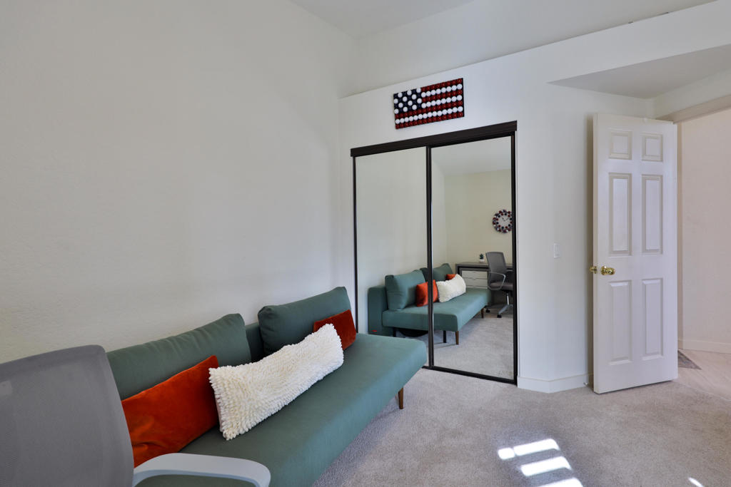 MLS #219132423DA img 62