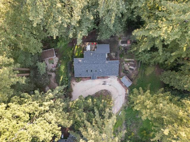 241 Redwood Way, Boulder Creek CA: https://media.crmls.org/mediaz/0dc99160-cc79-4673-92e0-2fe83d3153bd.jpg