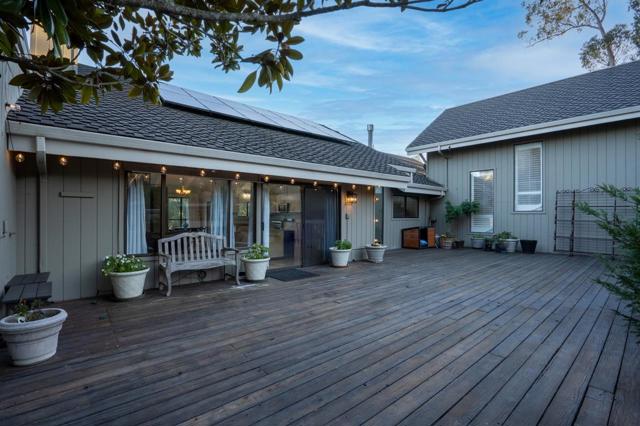 701 Day Valley Road, Aptos CA: https://media.crmls.org/mediaz/0dc9c3de-1877-45f0-8213-bed330eb202c.jpg