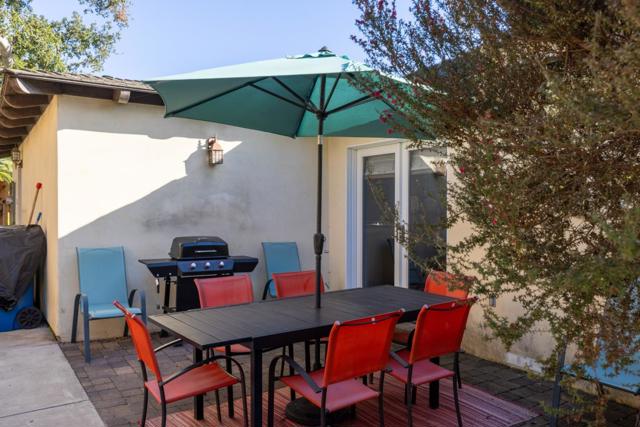 810 Altura Place, Del Rey Oaks CA: https://media.crmls.org/mediaz/0dc9e38f-4632-4b38-8fe2-a36b0a3ad4f5.jpg