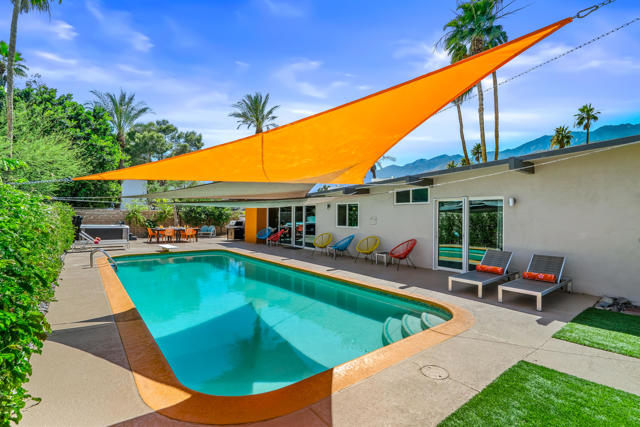 212 N Jill Circle, Palm Springs, CA 92262