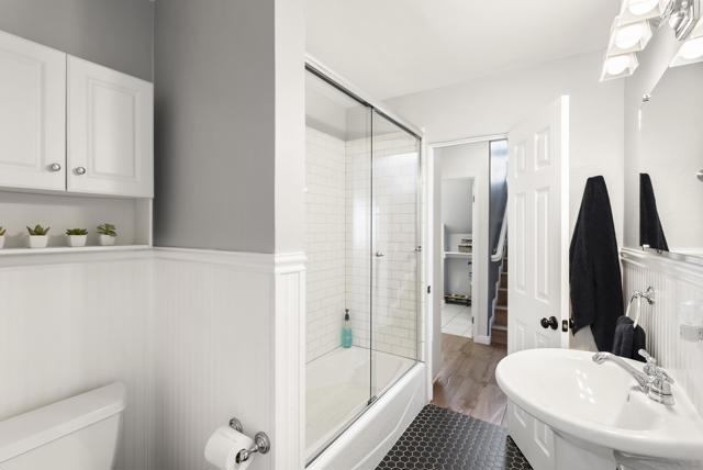 4474 Niagara Ave, San Diego CA: https://media.crmls.org/mediaz/0dcbcefd-c3da-47b9-893c-625877fb6996.jpg