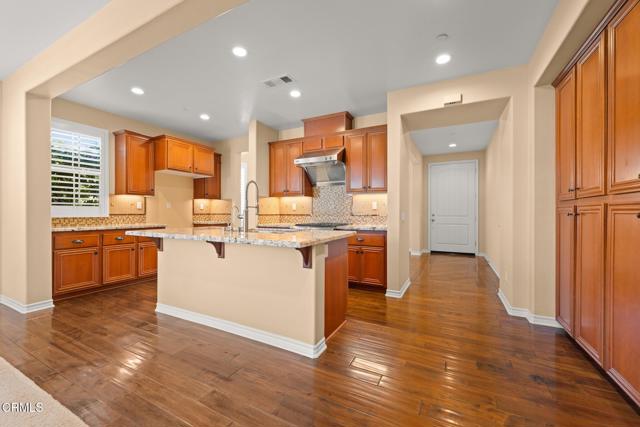 Detail Gallery Image 11 of 45 For 8265 Quartz St, Ventura,  CA 93004 - 3 Beds | 2/1 Baths