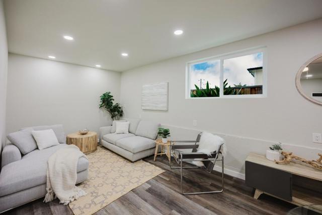 533 Alto Avenue, Half Moon Bay CA: https://media.crmls.org/mediaz/0dcc3efc-bc67-4fb1-8632-a068ca199beb.jpg