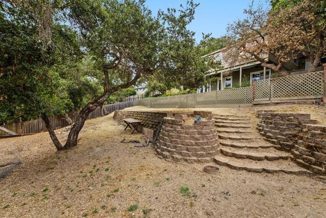 37 Vista Drive, Salinas CA: https://media.crmls.org/mediaz/0dccc704-327f-4321-9a17-cce8facf1240.jpg