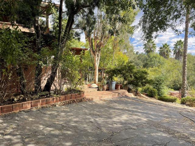 Detail Gallery Image 48 of 60 For 14082 Los Cielos, Escondido,  CA 92025 - 4 Beds | 2 Baths