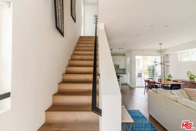 1931 Griffith Park Boulevard, Los Angeles CA: https://media.crmls.org/mediaz/0dcd3f20-fd00-49c3-954f-f20f5d92f249.jpg