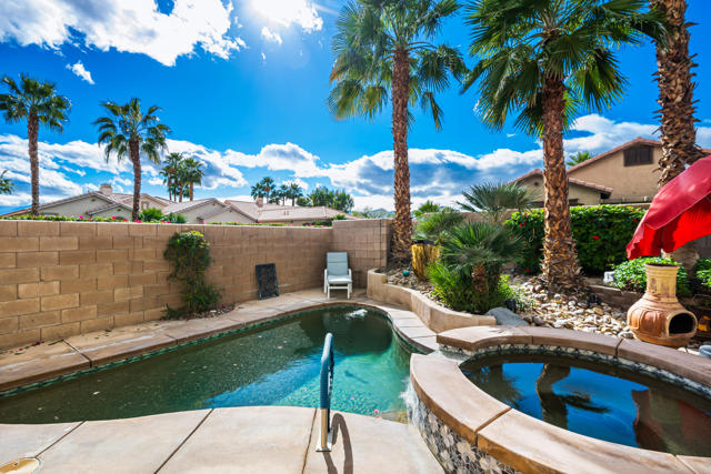 45595 Banff Springs Street, Indio CA: https://media.crmls.org/mediaz/0dce0f3f-1370-4b27-b1ab-c893daa1f423.jpg