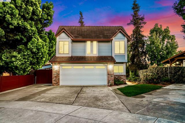 39478 Zacate Ave, Fremont CA: https://media.crmls.org/mediaz/0dce70e1-86b6-45a4-ba73-bce05f532e8f.jpg