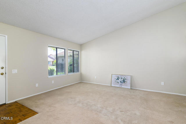 Detail Gallery Image 9 of 34 For 42116 Village 42, Camarillo,  CA 93012 - 2 Beds | 2 Baths