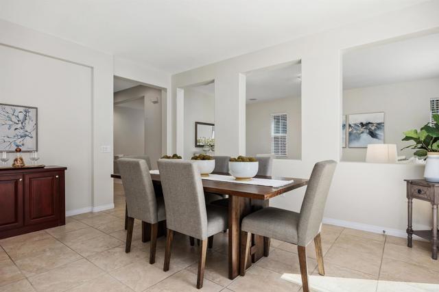 2258 Aventurine Place, Carlsbad CA: https://media.crmls.org/mediaz/0dd0309c-96ee-49ec-8273-5c9ef756c3e9.jpg