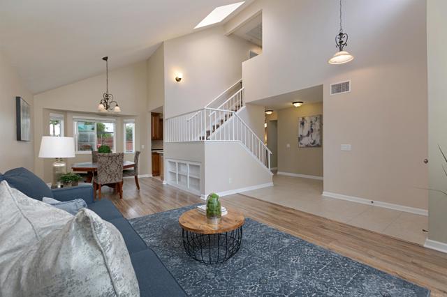 Detail Gallery Image 7 of 32 For 1684 Charlie Horse Way, Oceanside,  CA 92057 - 5 Beds | 3 Baths