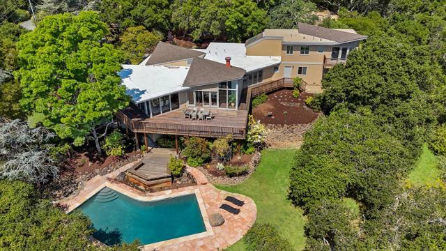 415 Golden Oak Drive, Portola Valley CA: https://media.crmls.org/mediaz/0dd1089d-c4da-405c-9f38-b77856d3b79a.jpg